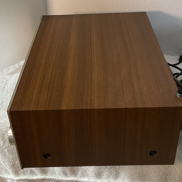 Yamaha Silver and Brown AM/FM Stereo Tuner CT-810 vintage - Picture 2 of 8